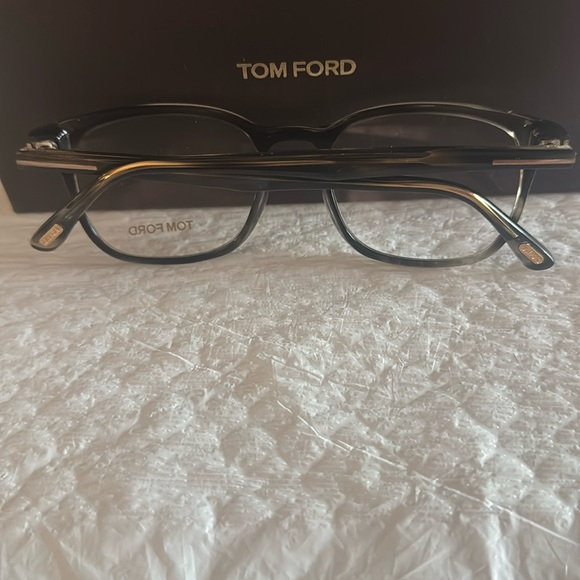 Tom Ford Unisex Eyeglasses TF 5505 005 Size 52~19~145. They are made in Italy. - Picture 2 of 6